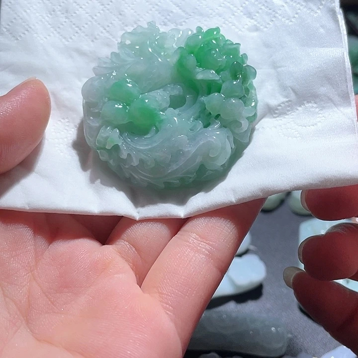 翡翠未镶嵌颈饰天然