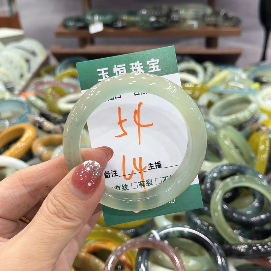 蛇纹石玉未镶嵌手镯手镯