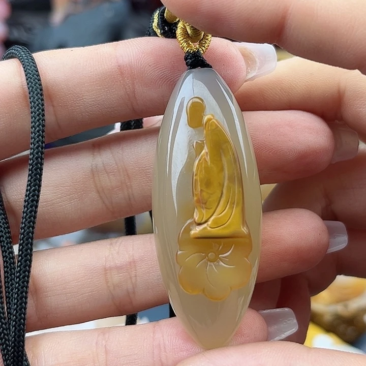 玛瑙手饰未镶嵌一****年