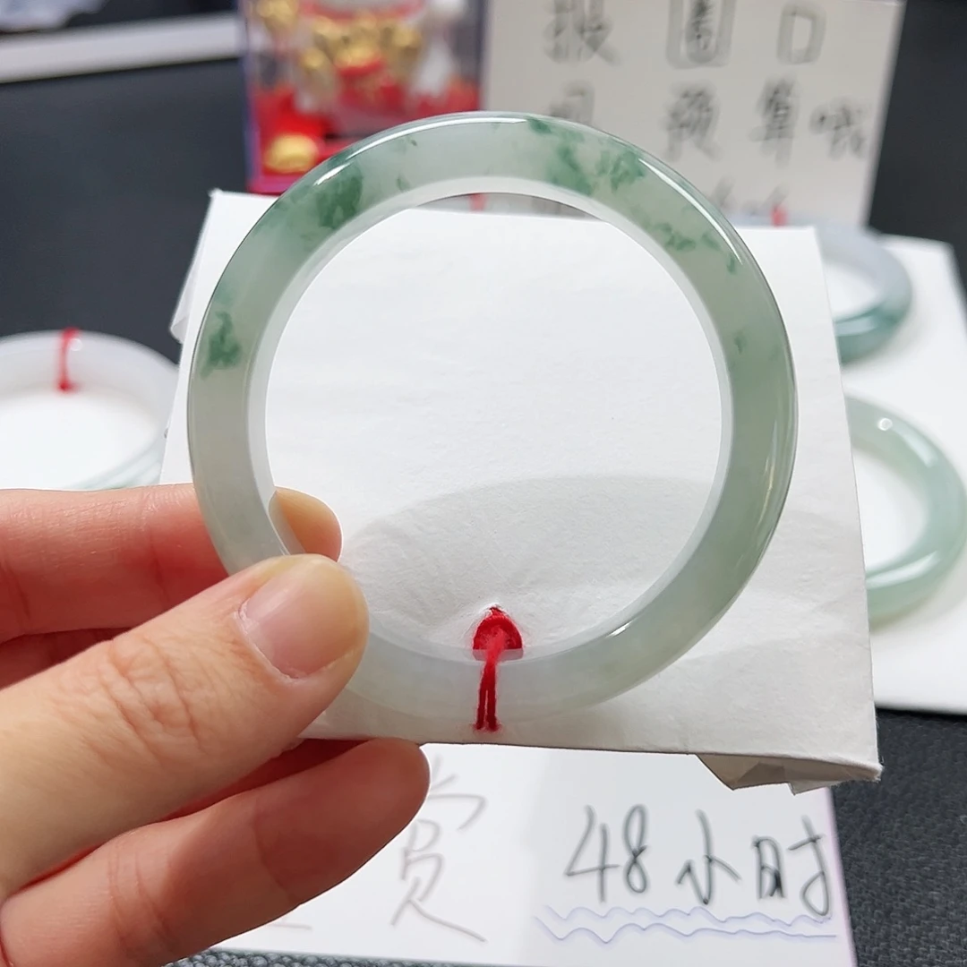翡翠未镶嵌手镯天然翡翠A货 55冰飘花毕业款