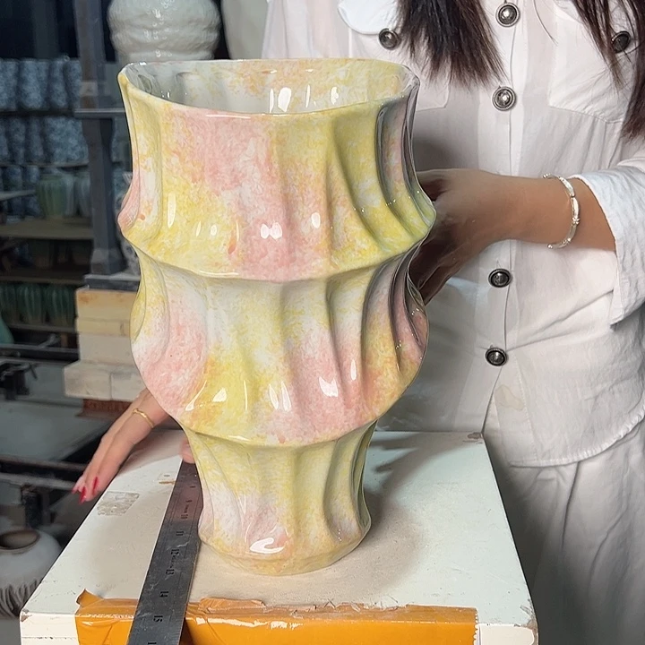 景德镇陶瓷花瓶微瑕介意勿拍