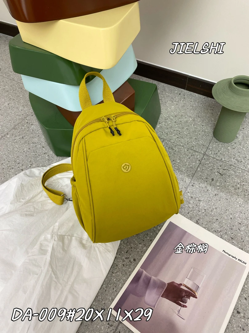 DA009简约新款单双肩包。长19高27厚11