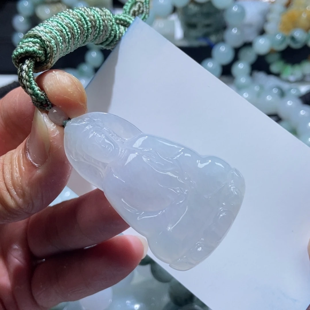 定制翡翠未镶嵌素衣观音