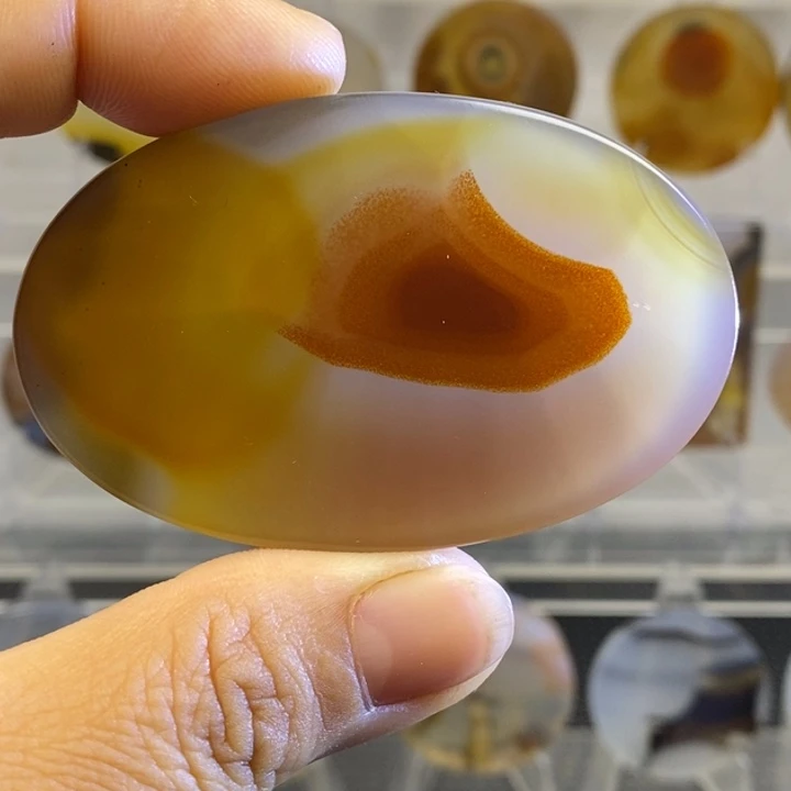 玛瑙/玉髓颈饰未镶嵌