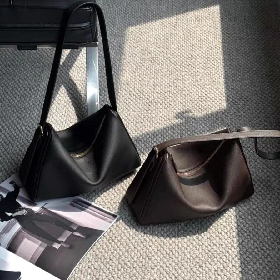 欧尚典真皮女包2025新款软牛皮枕头包小众通勤百搭单肩斜挎托特包