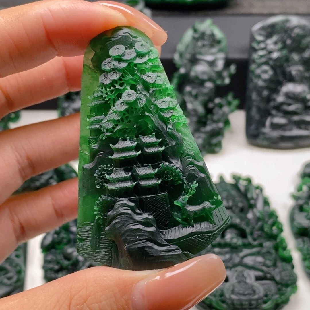 各***想定制翡翠未镶嵌山水
