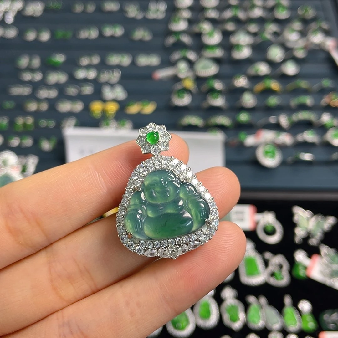 吊坠(赠链)未镶嵌翡翠