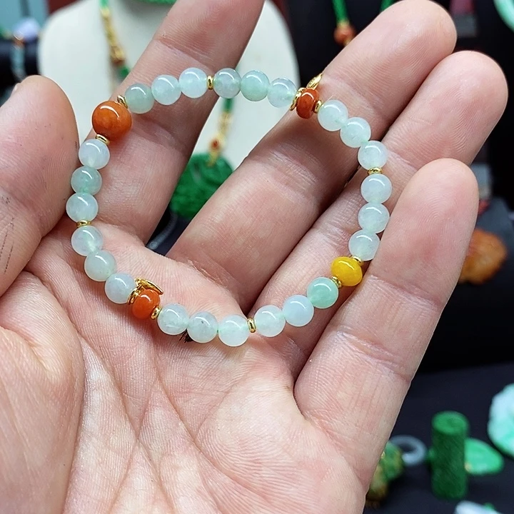 翡翠颈饰未镶嵌手链