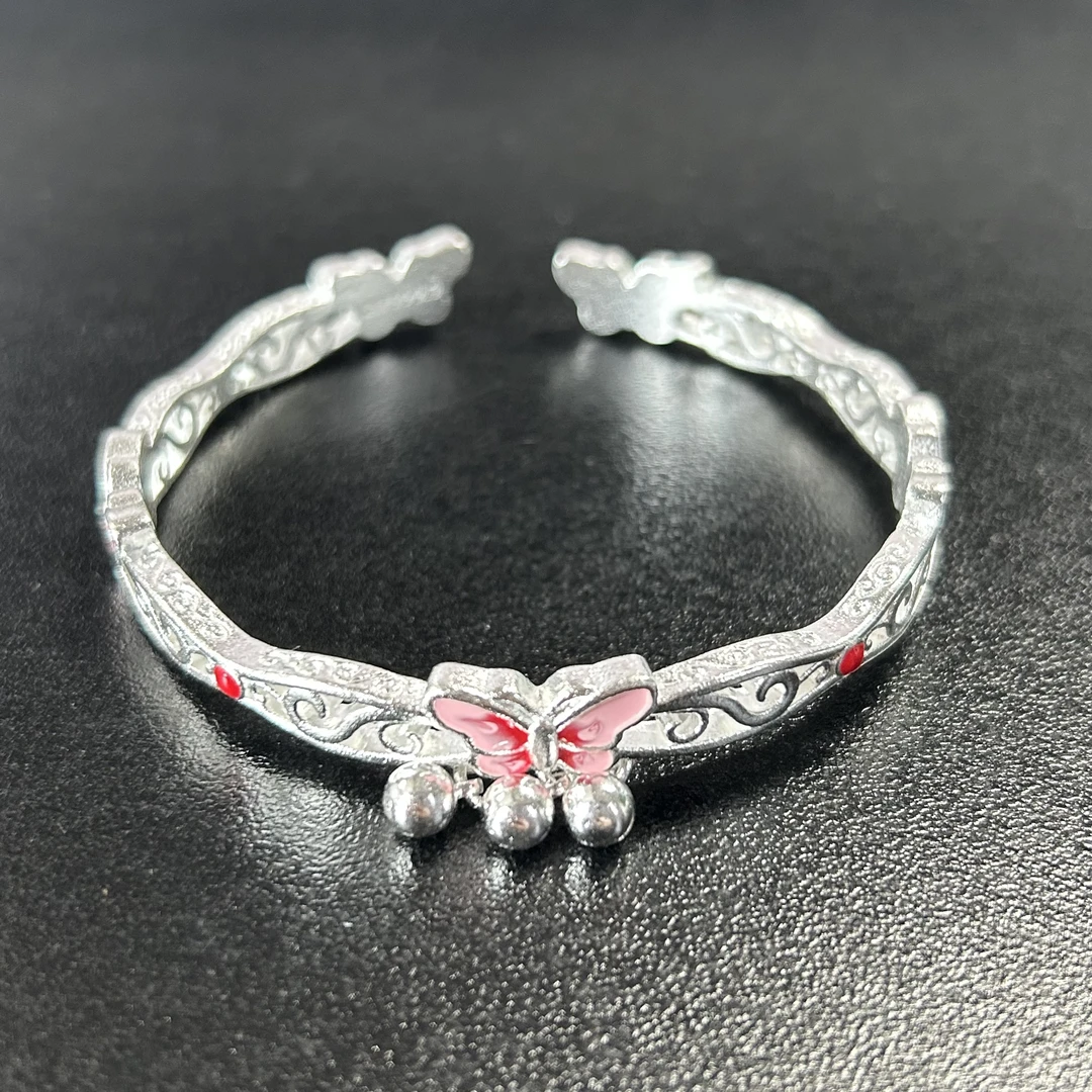 精美手镯（无礼盒）26000