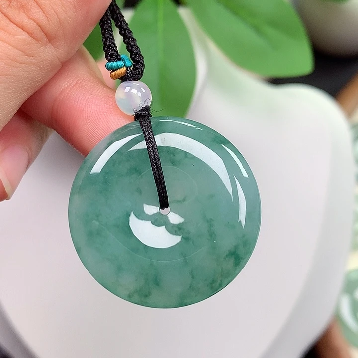 翡翠未镶嵌颈饰平安扣 32x5.8mm