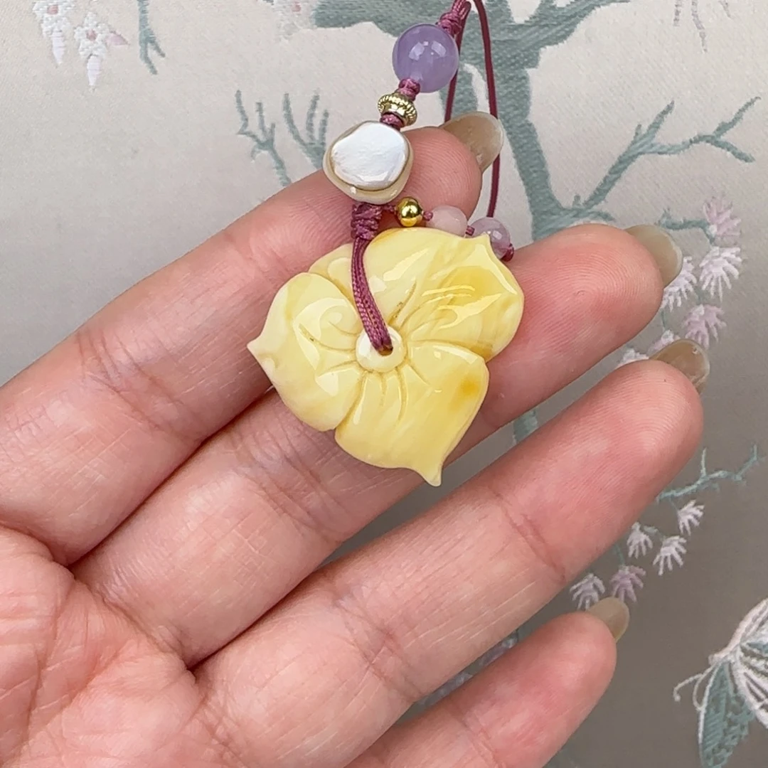 蜜蜡吊坠(赠链)未镶嵌