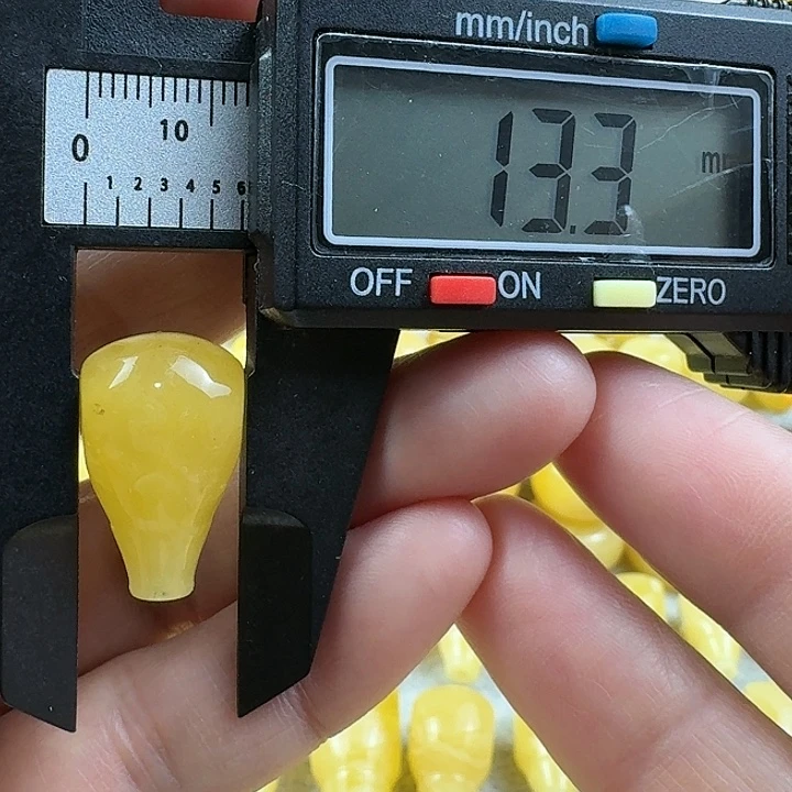 蜜蜡未镶嵌裸石17杂