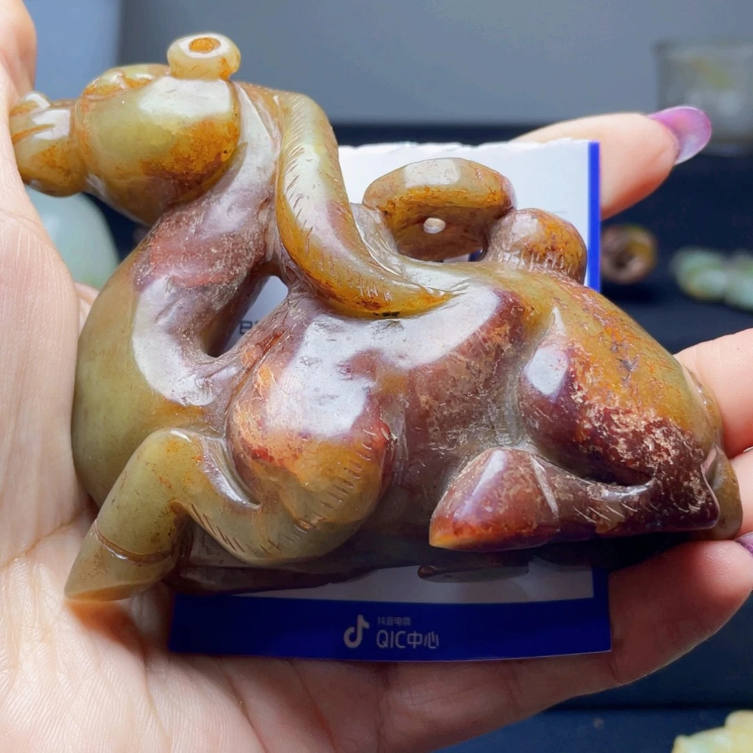 陈***洁岫岩老玉（透闪石质玉）未镶嵌颈饰