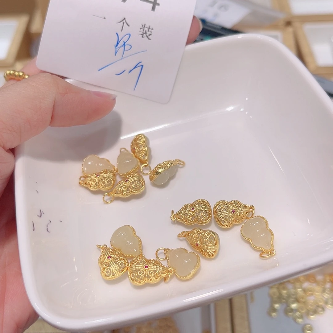 水晶珠宝半成品银S925镀金镶嵌74 。