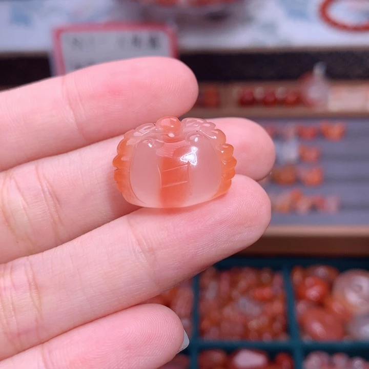南红玛瑙未镶嵌南红大螃蟹