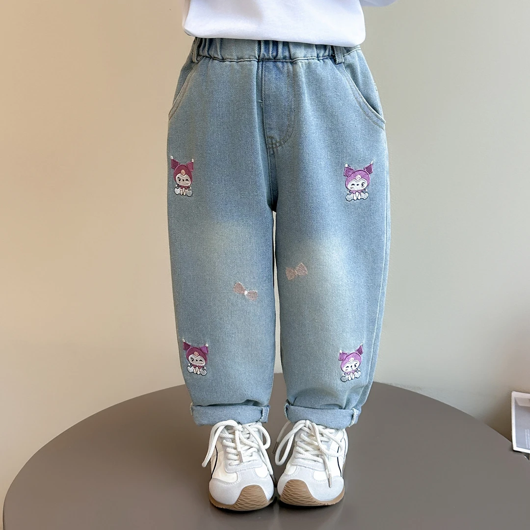 女童绣花牛仔裤洋气儿童春秋季新款女宝宝宽松休闲裤子小女孩时髦
