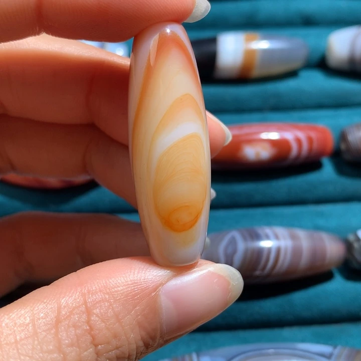 未镶嵌玛瑙/玉髓珠宝奇石