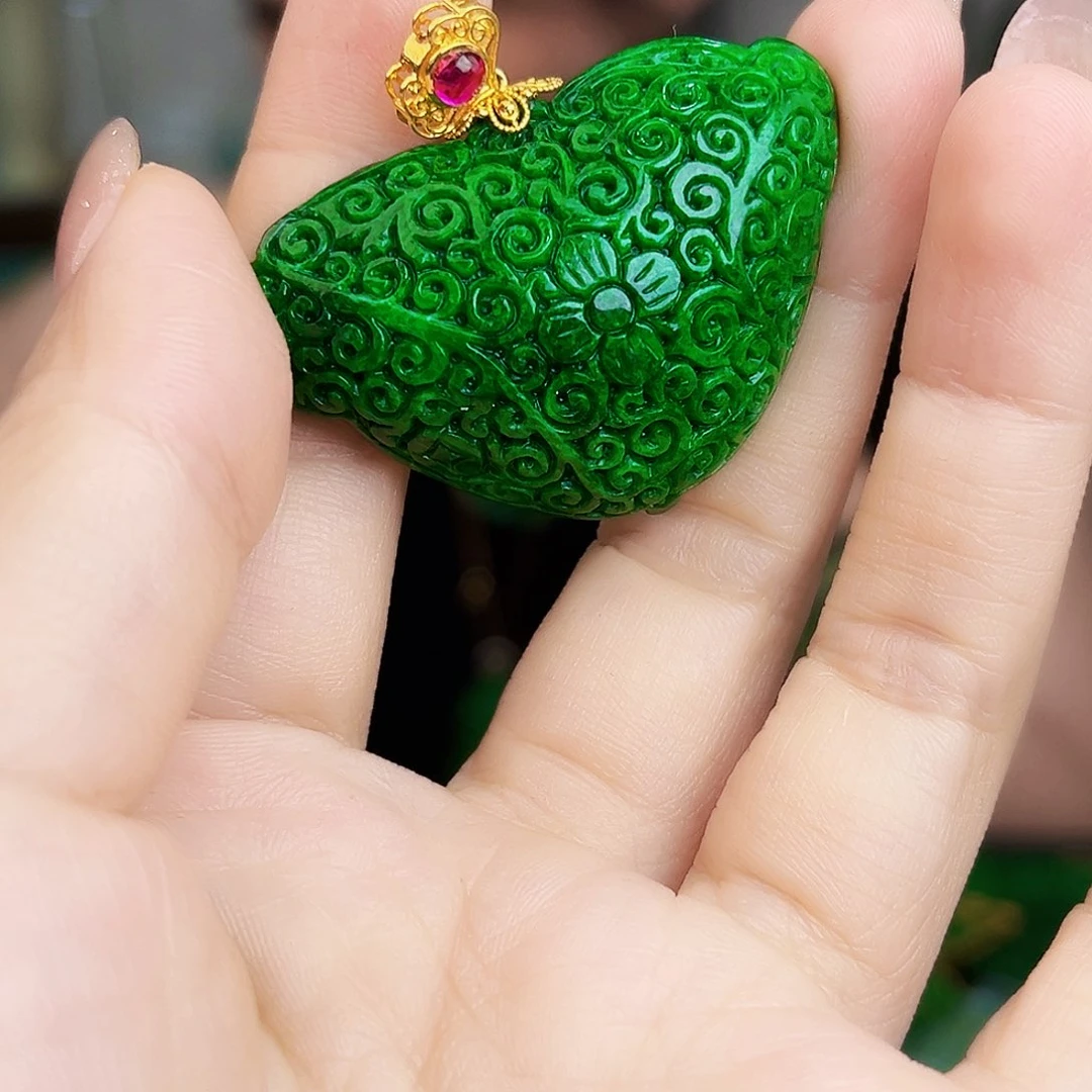 翡翠银S925镶嵌颈饰多样性