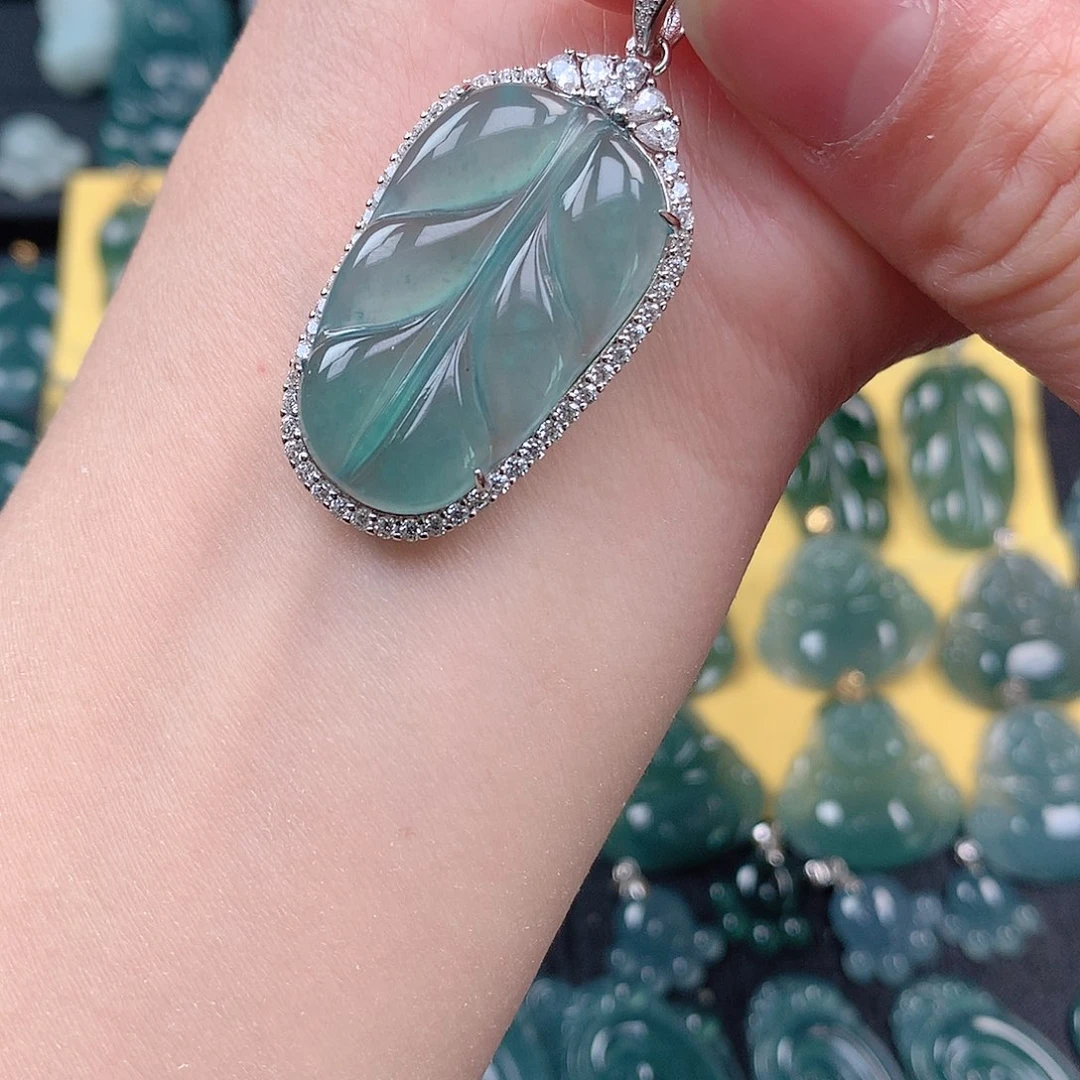 翡翠吊坠(不含链)银S925镶嵌吊坠