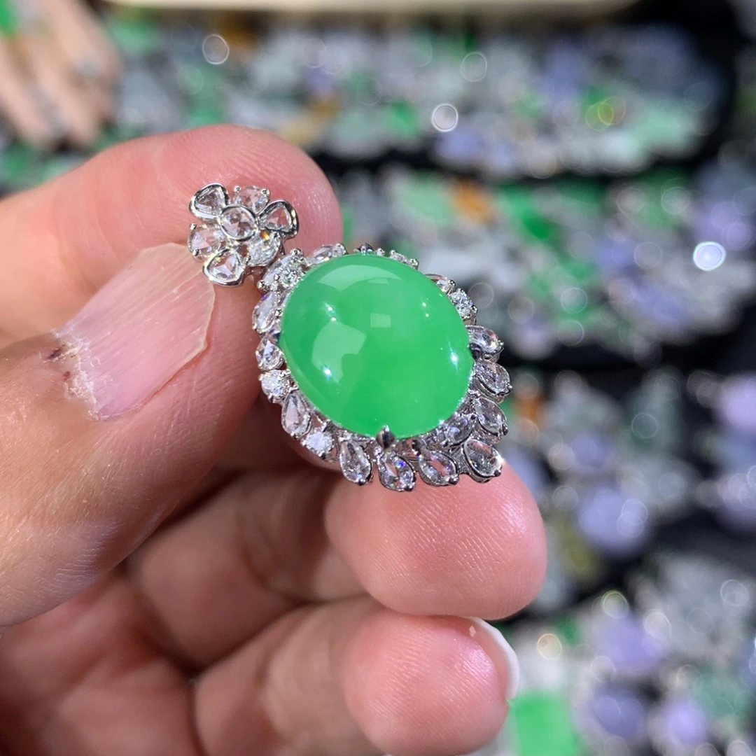 翡翠18K金镶嵌吊坠(不含链)