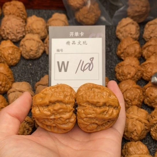 吊坠桃核H**⁶我是第一百40