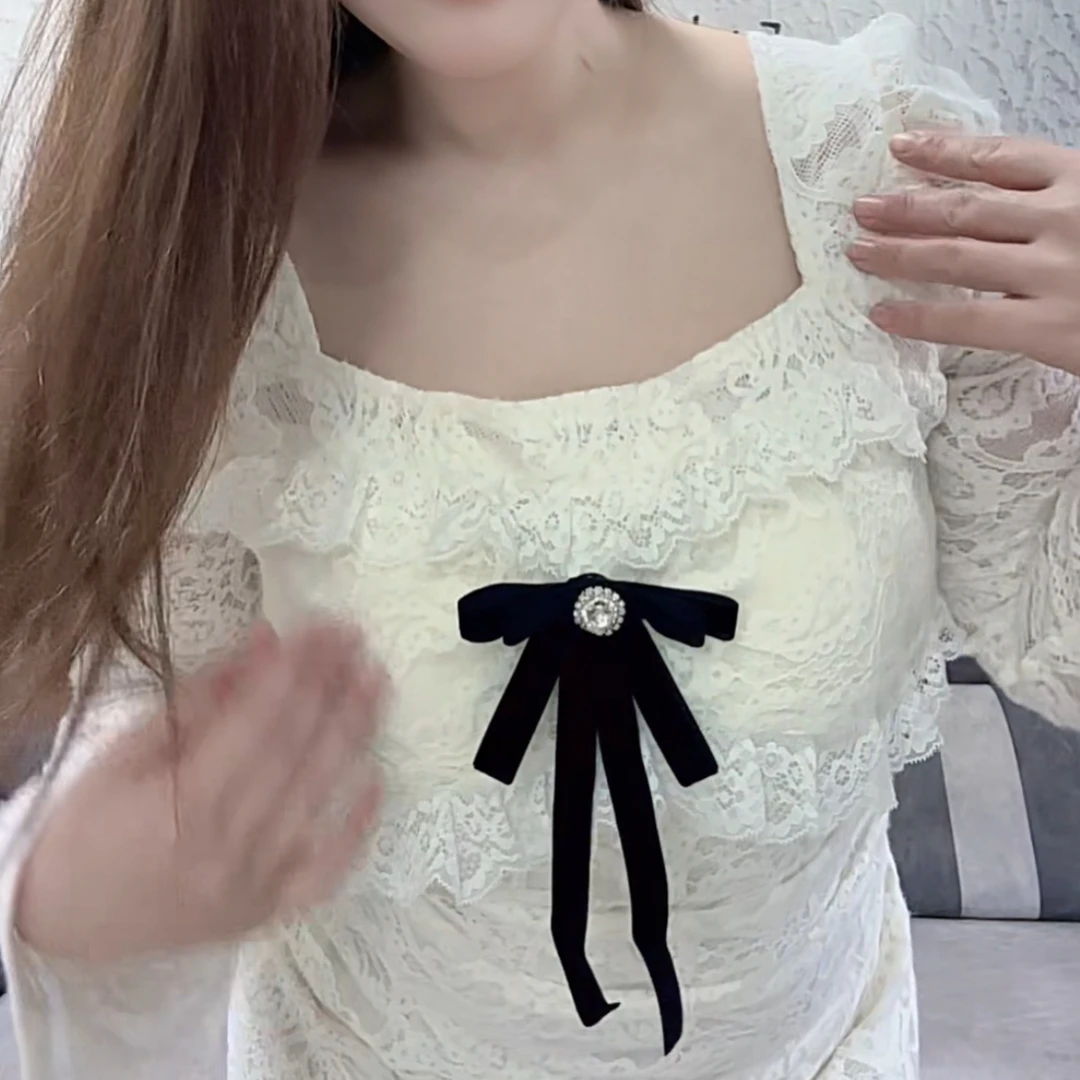依依家大码女装7186气质千金白色方领蕾丝拼接收腰修身法式连衣裙