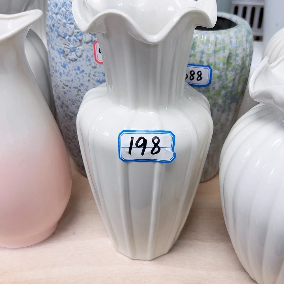 198号高度26.5厘米左右陶瓷