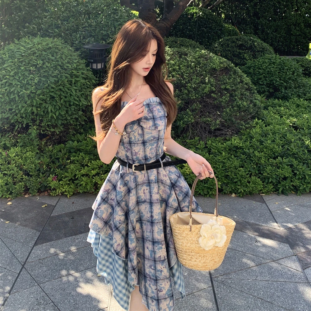 夏季美式设计感蓝色格纹吊带连衣裙显瘦气质收腰设计感不规则裙子