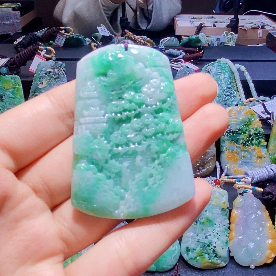 颈饰未镶嵌翡翠翡翠