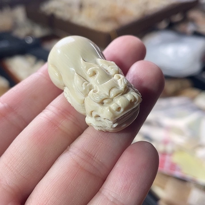 泥塑不打孔联系客服