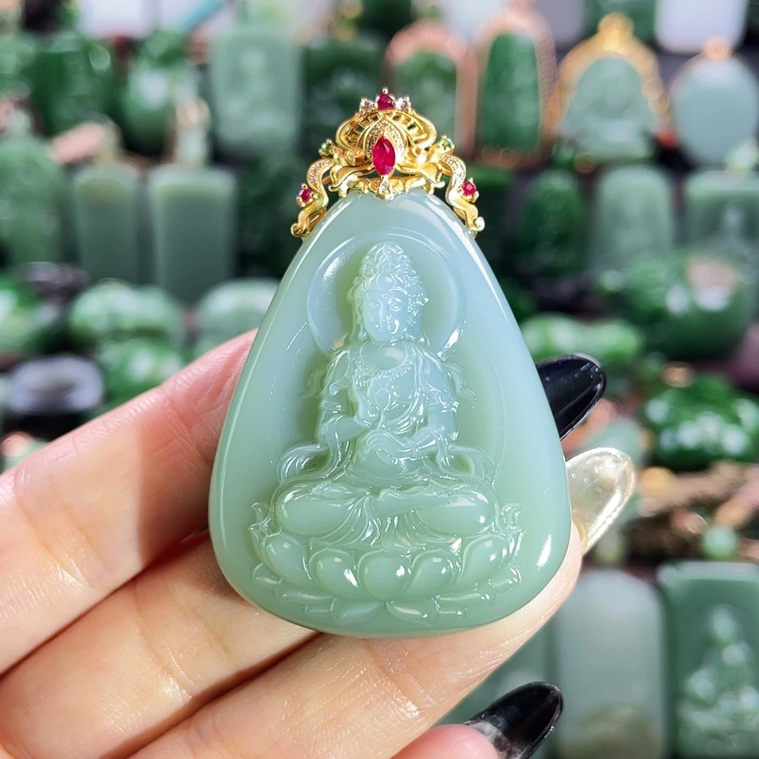 和田玉挂件18K金镶嵌