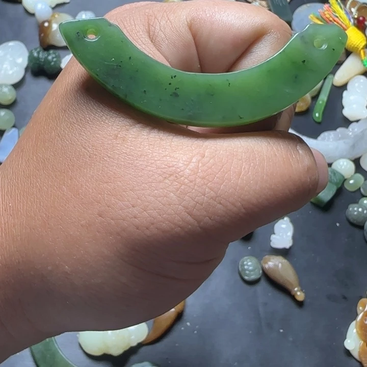 颈饰未镶嵌和田玉拍一发一