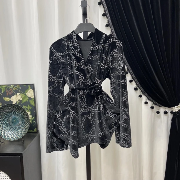 《广州尚凡》罗马女神黑色烫银链条金丝绒短款西装上衣名媛ZK