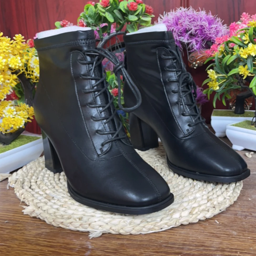 缘缘粗跟方头系带纯色高跟鞋1027