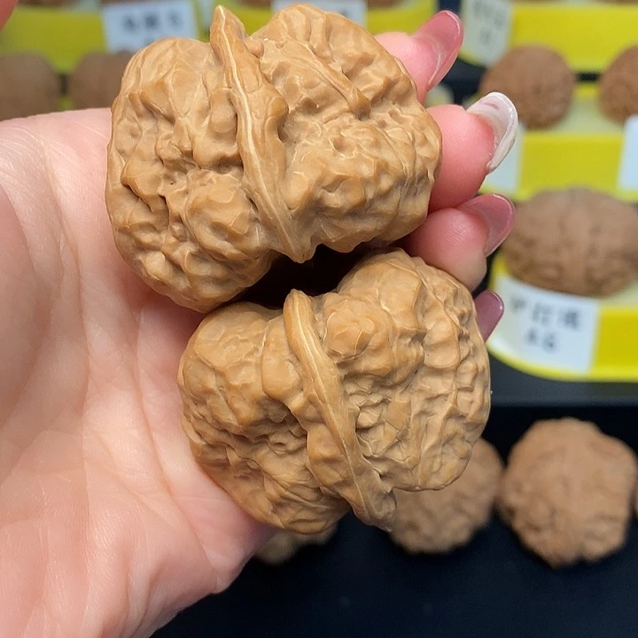 山***呀吊坠文玩核桃蛤蟆