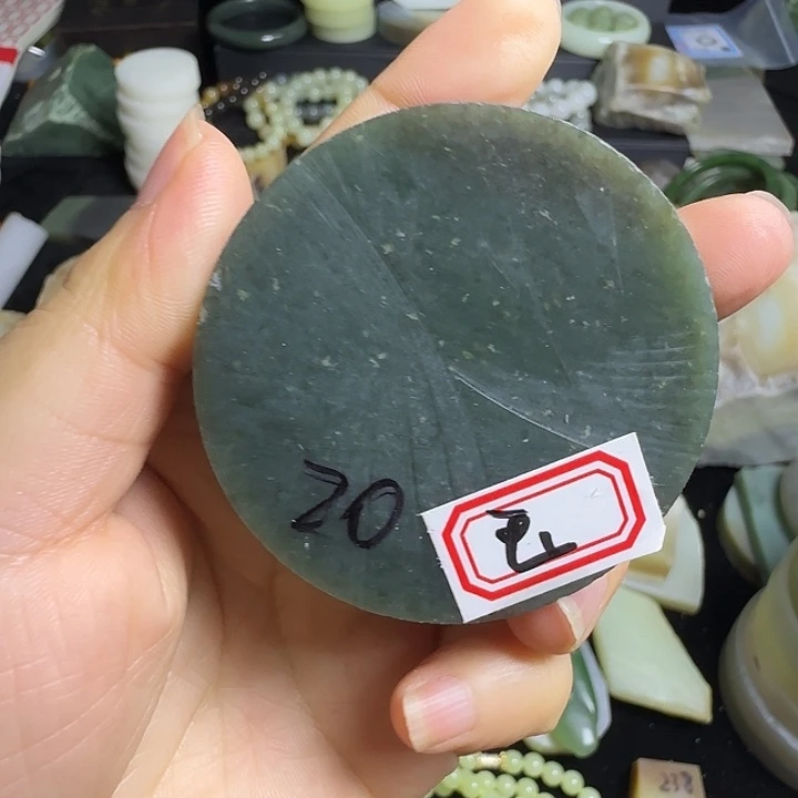 和田玉（糖玉）未镶嵌珠宝半成品