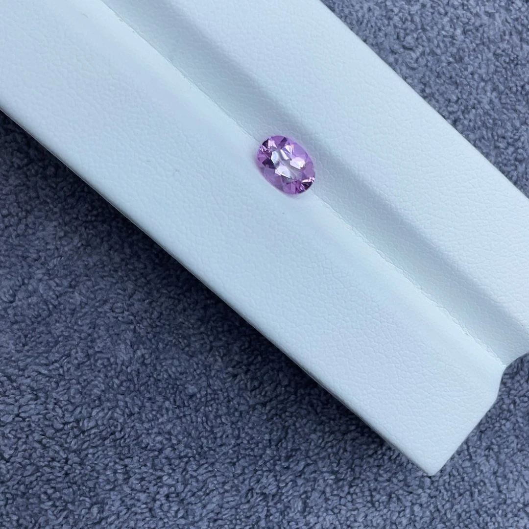 托帕石裸石0.92Ct帝王托帕