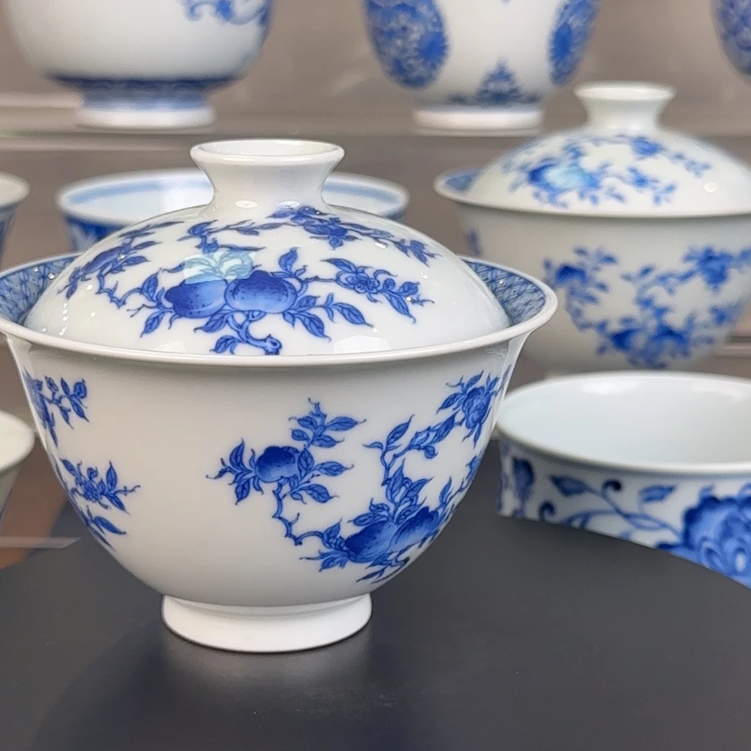 日***方景德镇手工手绘青花盖碗