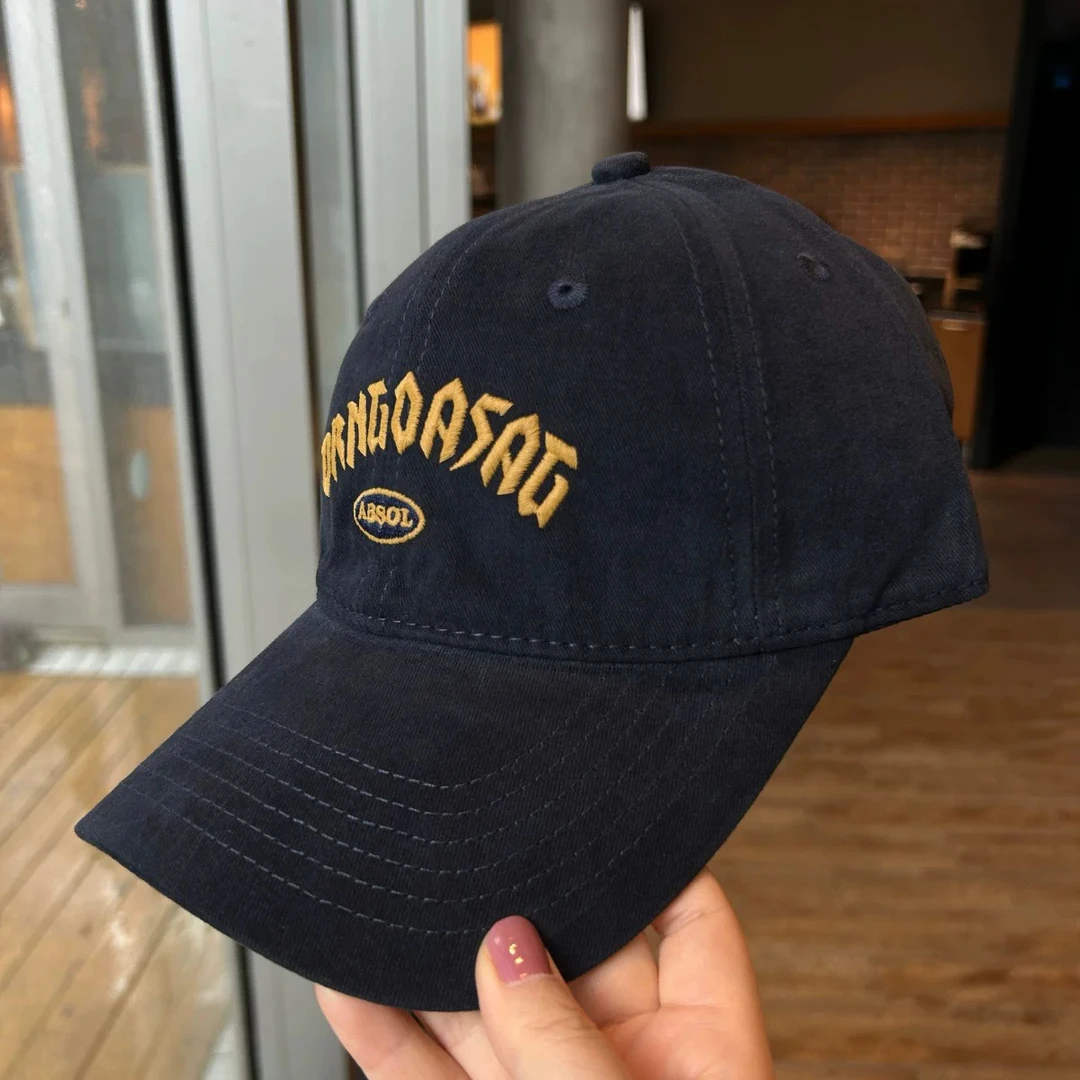 2025秋季韩版显脸小棒球帽女宽帽檐加大加宽鸭舌帽大头围百搭帽子