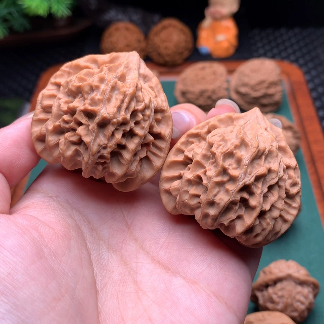 舍***得把件文玩核桃龙门涧