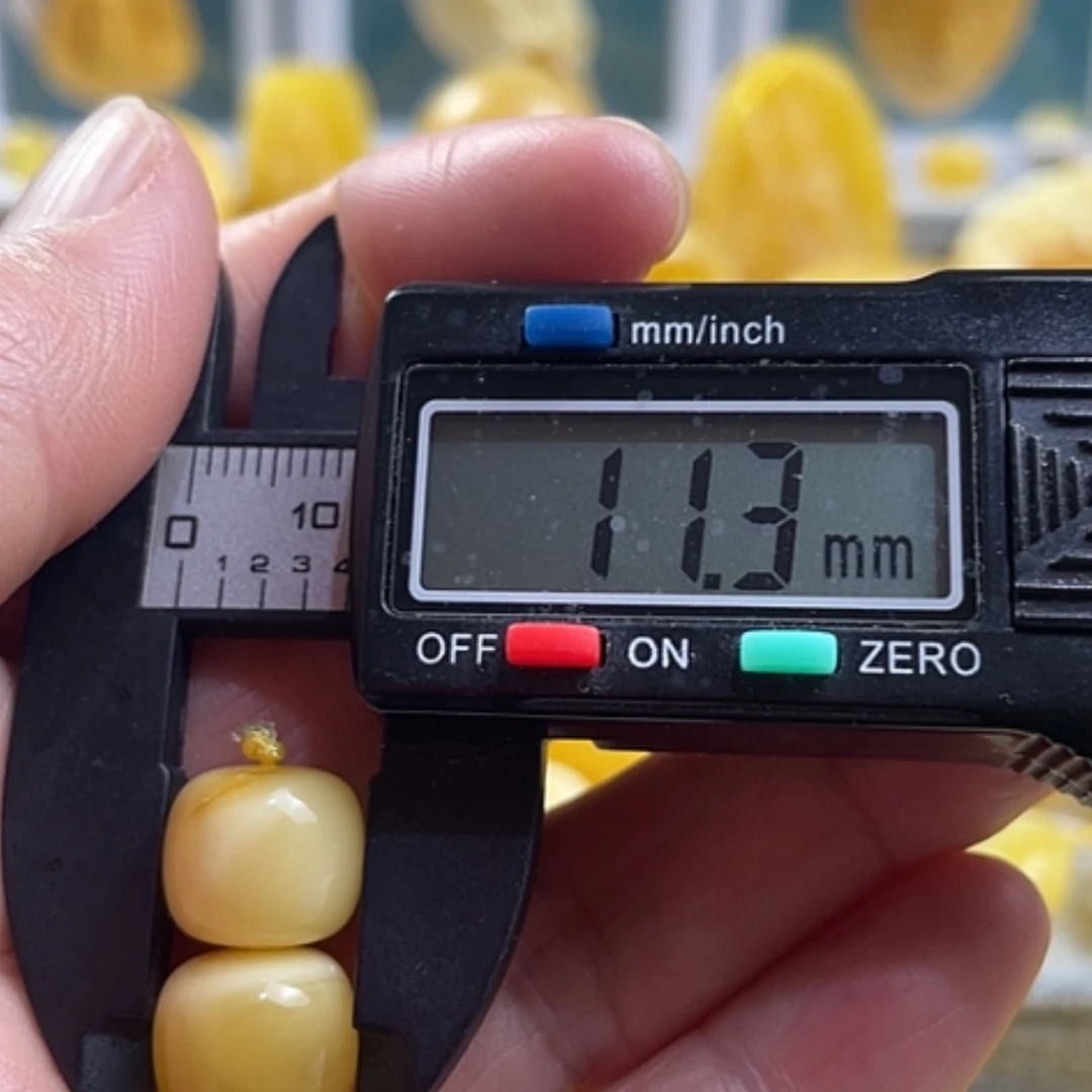 【闪购商品】琥珀裸石未镶嵌5杂