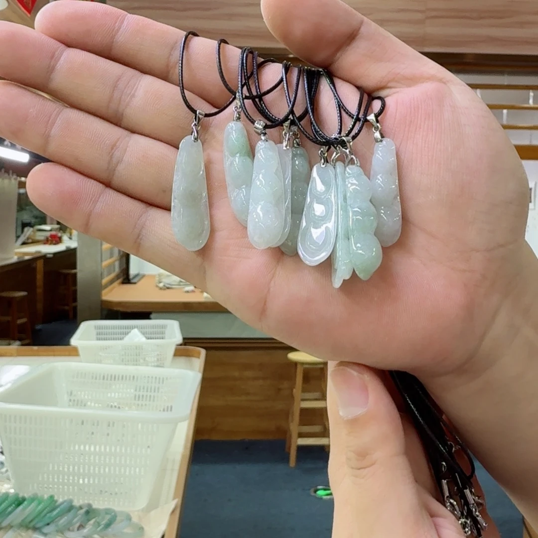 颈饰未镶嵌翡翠多样性发一