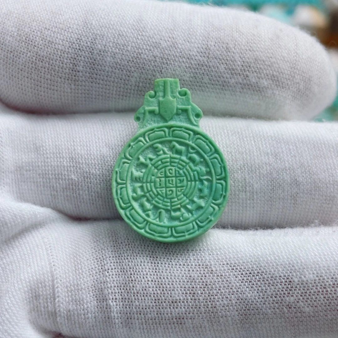 乐***皮未镶嵌绿松石珠宝奇石