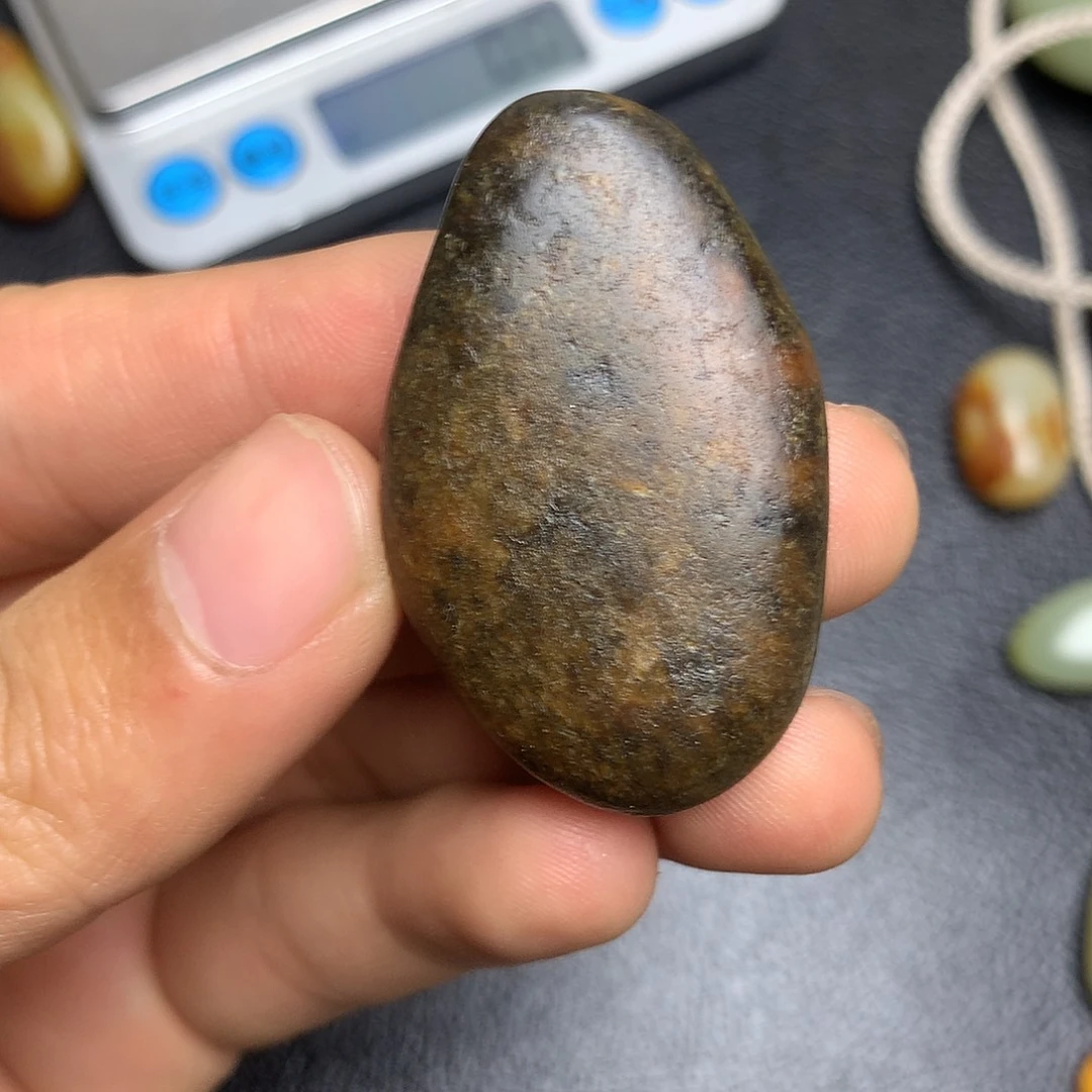 和田玉未镶嵌摆件