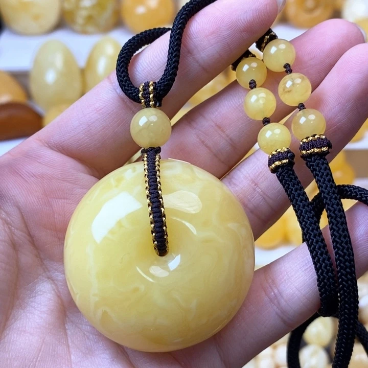 未镶嵌颈饰琥珀天然无优化琥珀蜜蜡