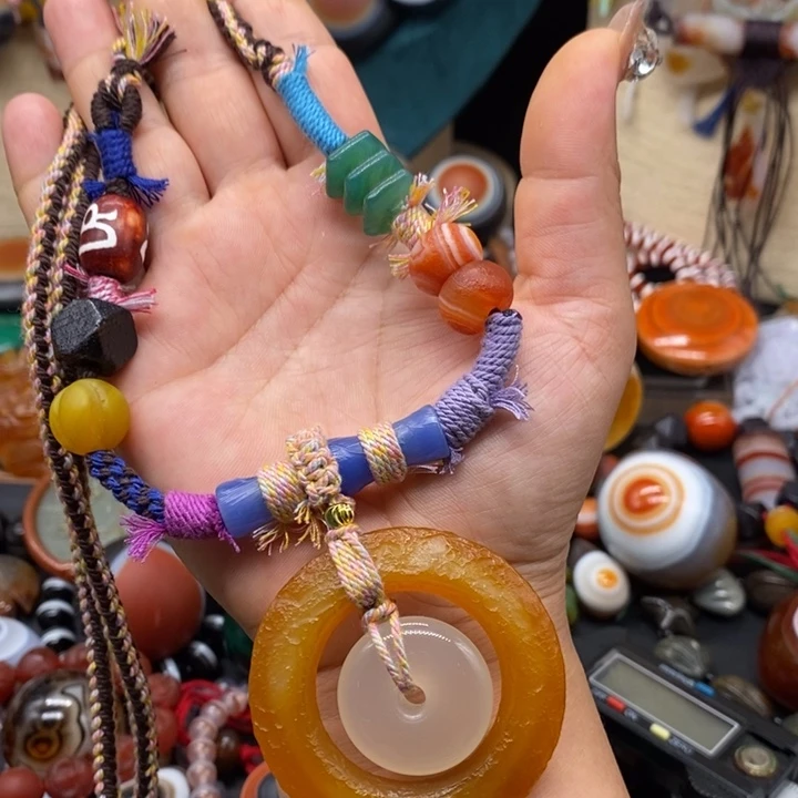 玛瑙/玉髓颈饰未镶嵌