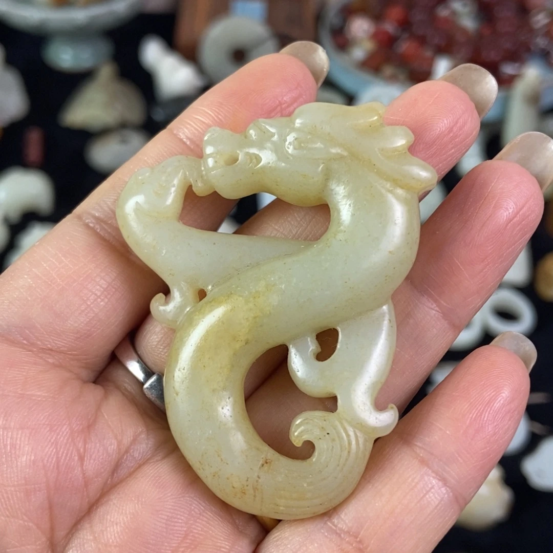 未镶嵌和田玉（糖玉）挂件