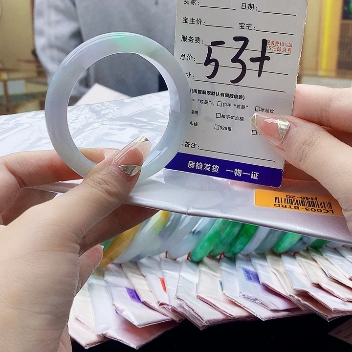 翡翠未镶嵌手镯00……