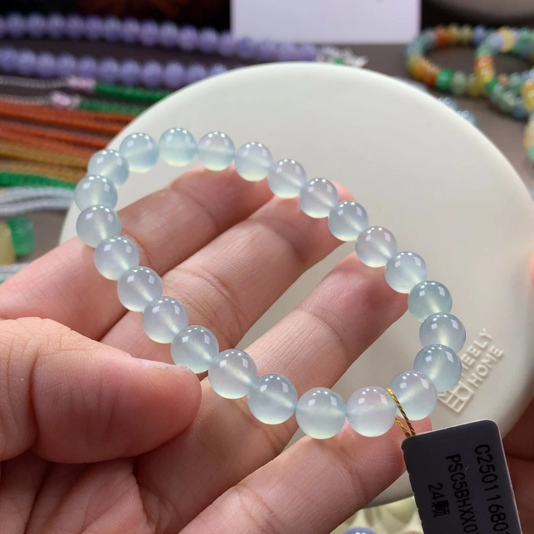翡翠手链未镶嵌高冰天空蓝卡7.8