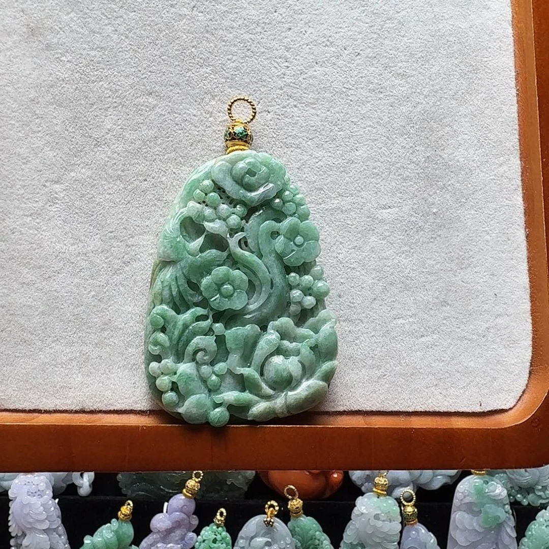 吊坠(赠链)未镶嵌翡翠